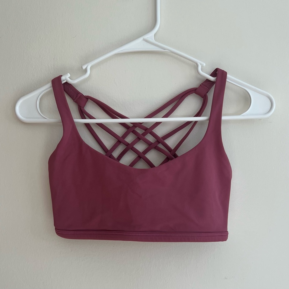 Lululemon sports bra